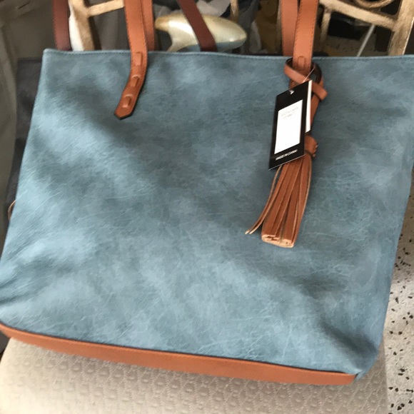 Bueno Collection tote bag - Picture 1 of 5